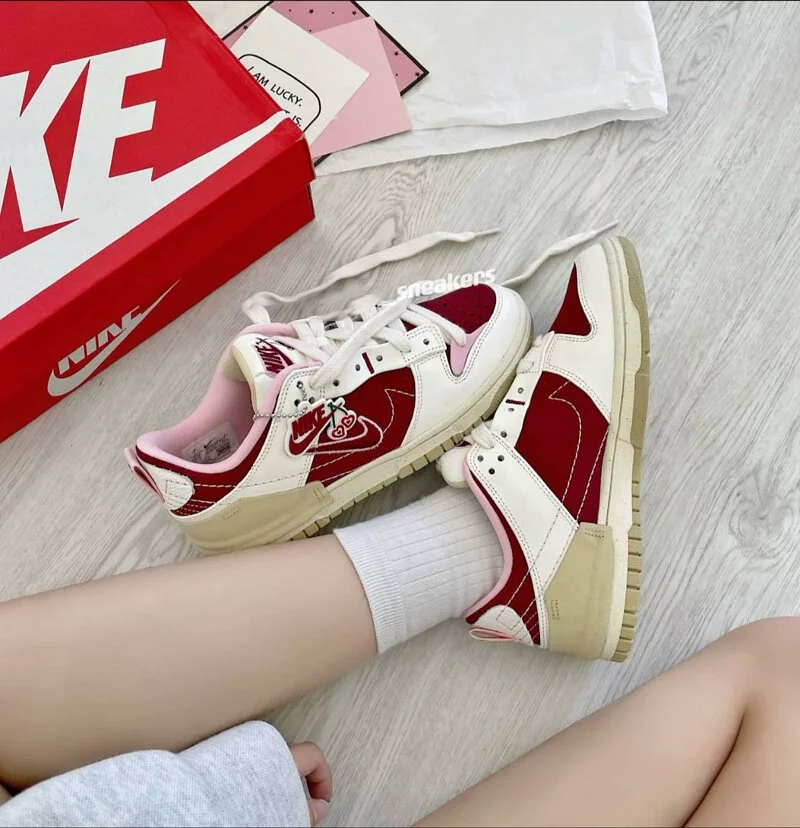 D617G Nike Wmns Dunk Low Disrupt 2 $45 gallery