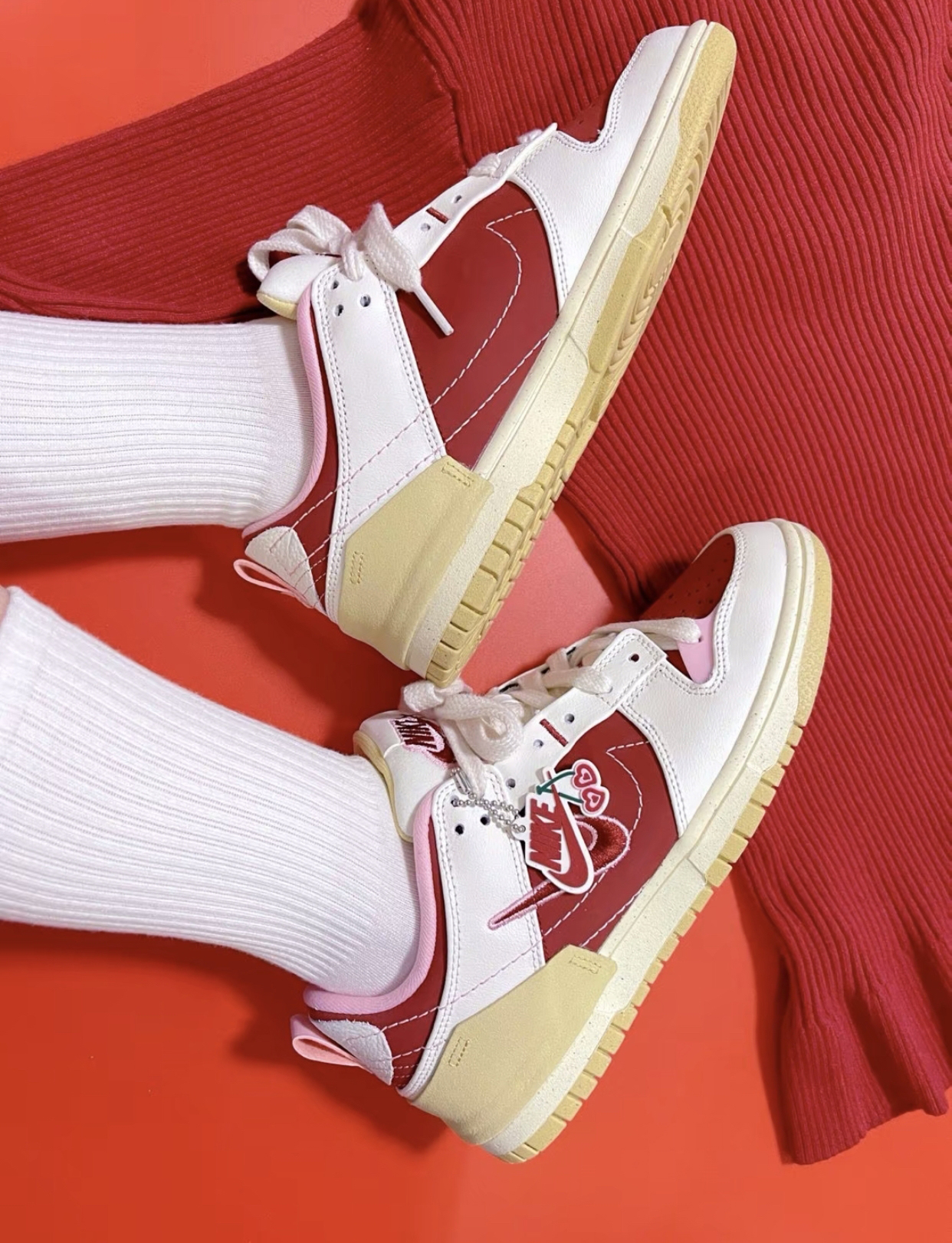 D617G Nike Wmns Dunk Low Disrupt 2 $45 gallery