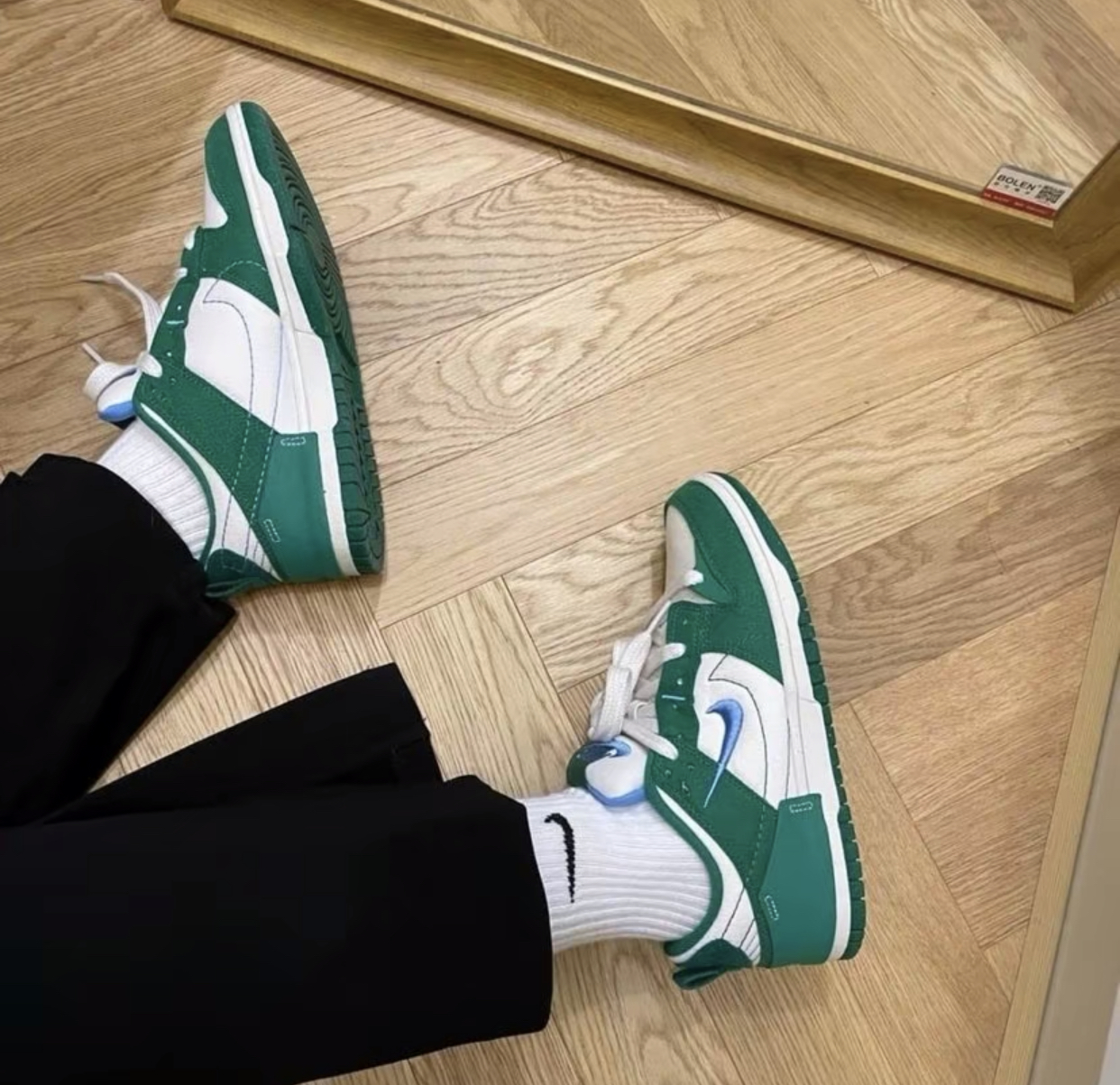D617G Nike Wmns Dunk Low Disrupt 2 $45 gallery