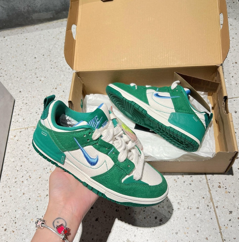 D617G Nike Wmns Dunk Low Disrupt 2 $45 gallery