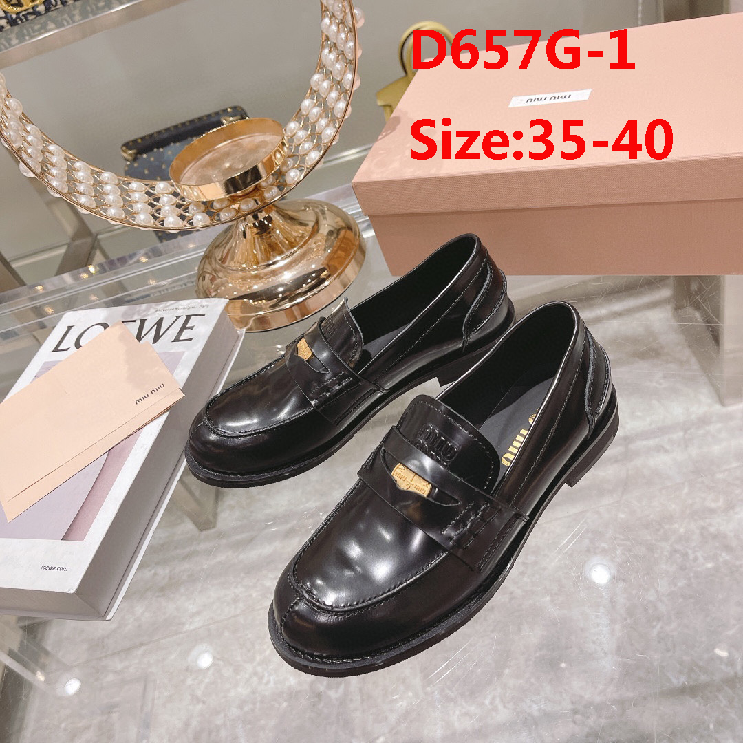 D658G Miu Miu x Leather and Linen Loafers 108$ gallery