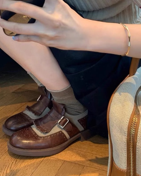 D658G Miu Miu x Leather and Linen Loafers 108$ gallery