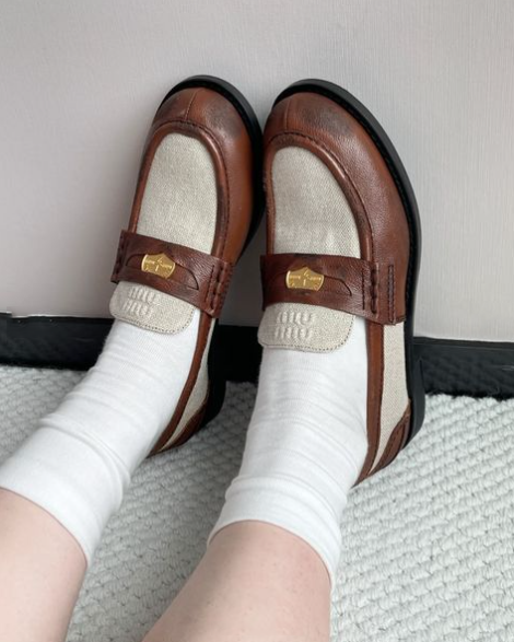 D658G Miu Miu x Leather and Linen Loafers 108$ gallery