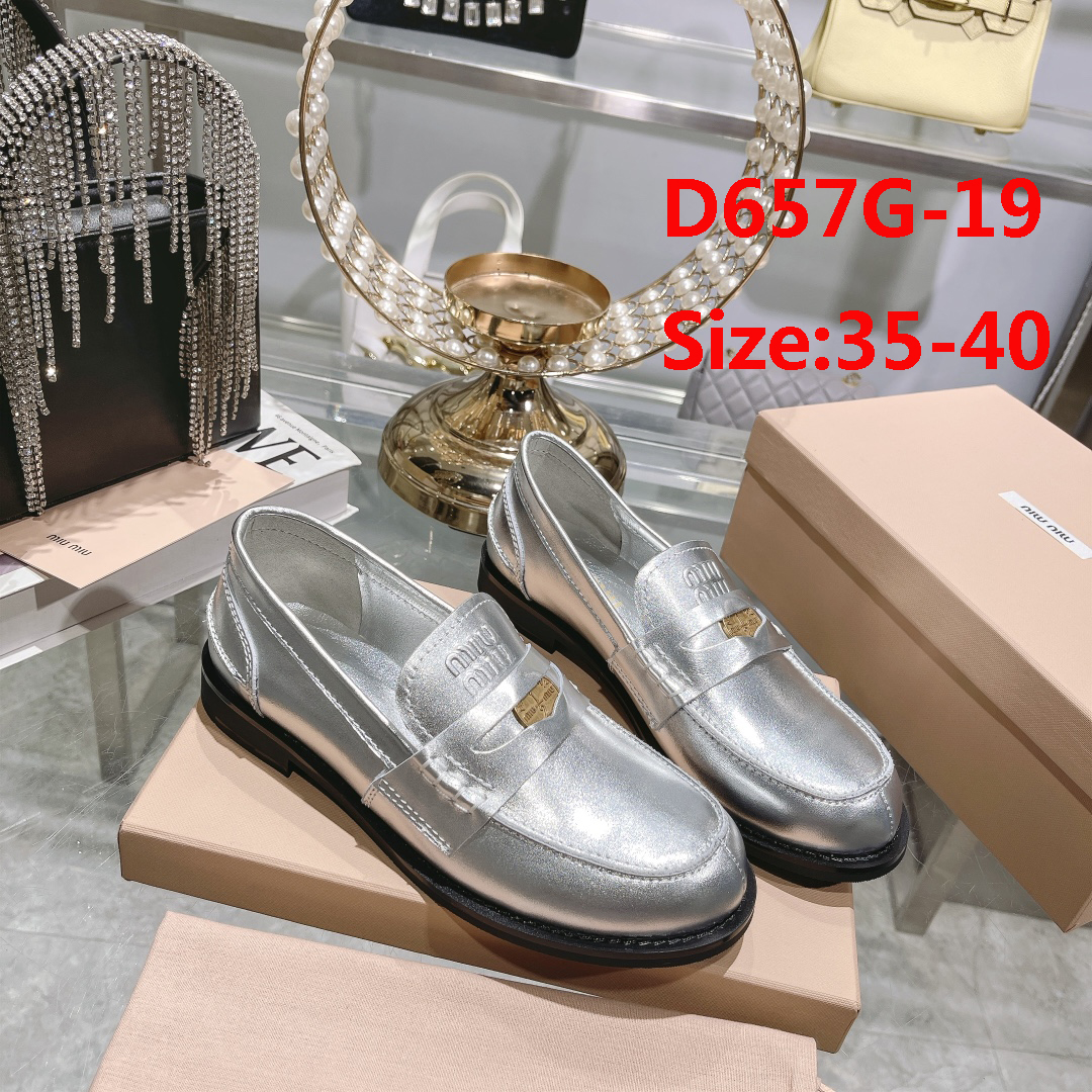D658G Miu Miu x Leather and Linen Loafers 108$ gallery