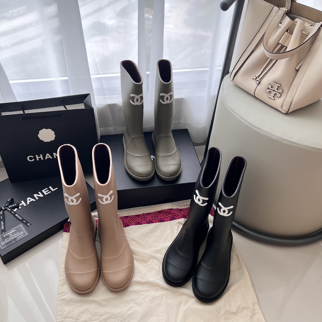 D669G CHANEL Boots 55$ gallery