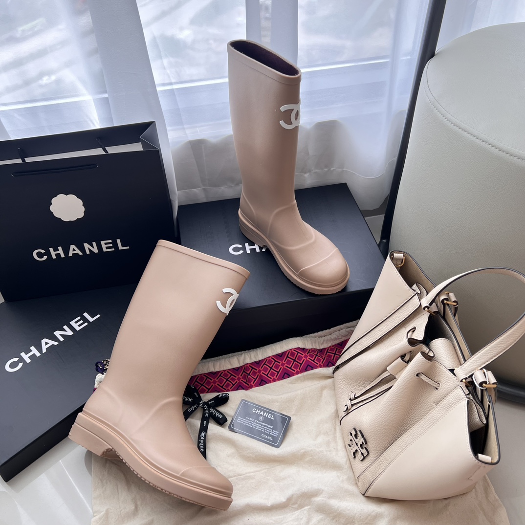 D669G CHANEL Boots 55$ gallery