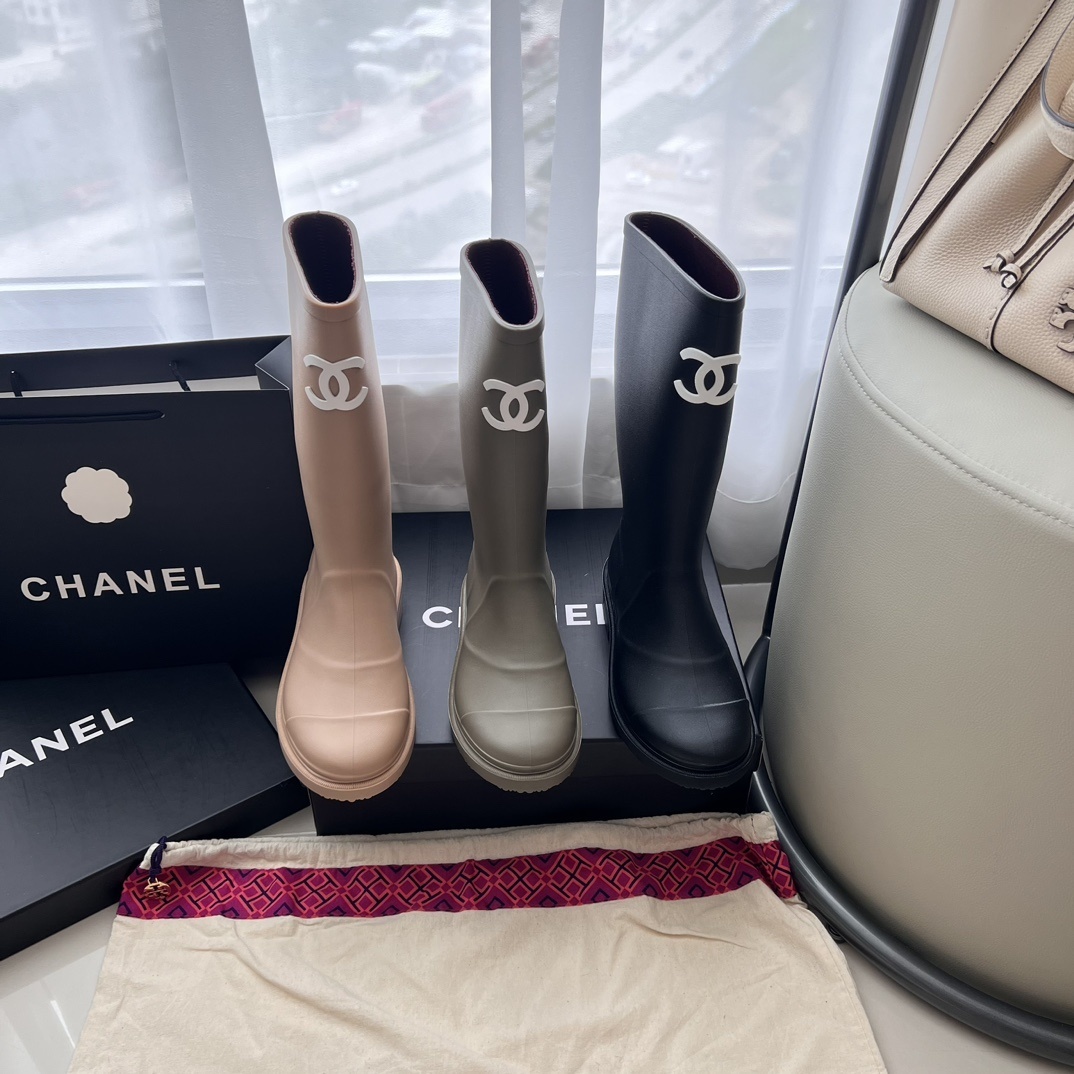 D669G CHANEL Boots 65$ gallery