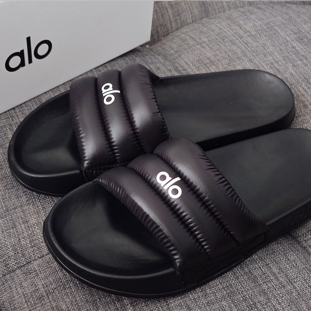 D681G Alo Yoga Thick-soled slippers 42$ gallery
