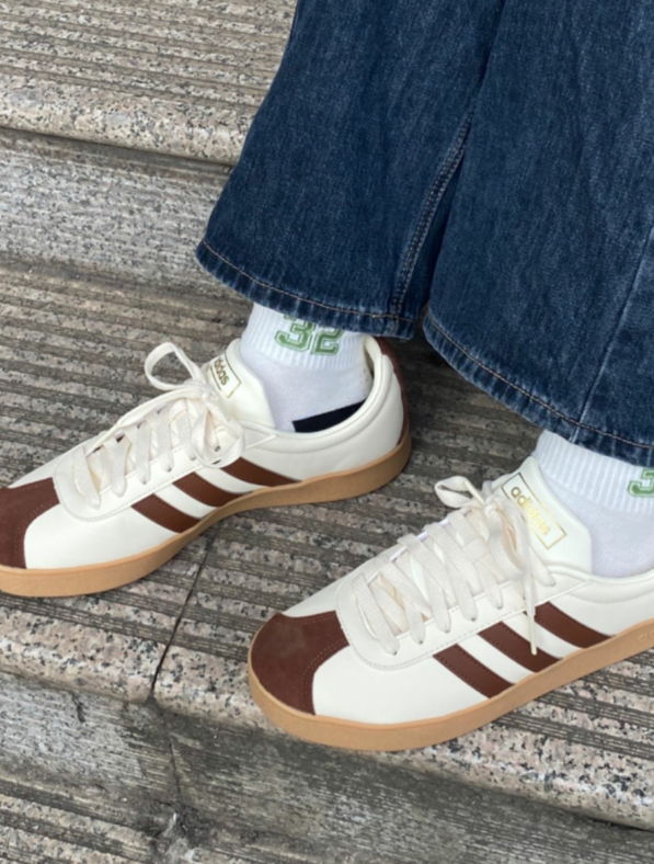G112Z Adidas VL Court 2.0NEO $47 gallery