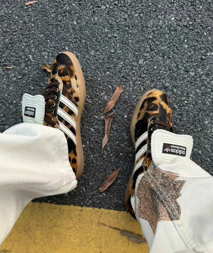 G119Z Wales Bonner x Adidas Originals Samba $52 gallery