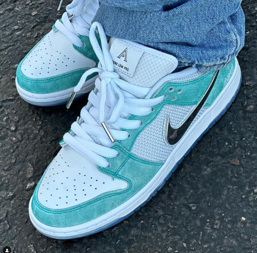 G136Z Nike SB Dunk Low $48 gallery