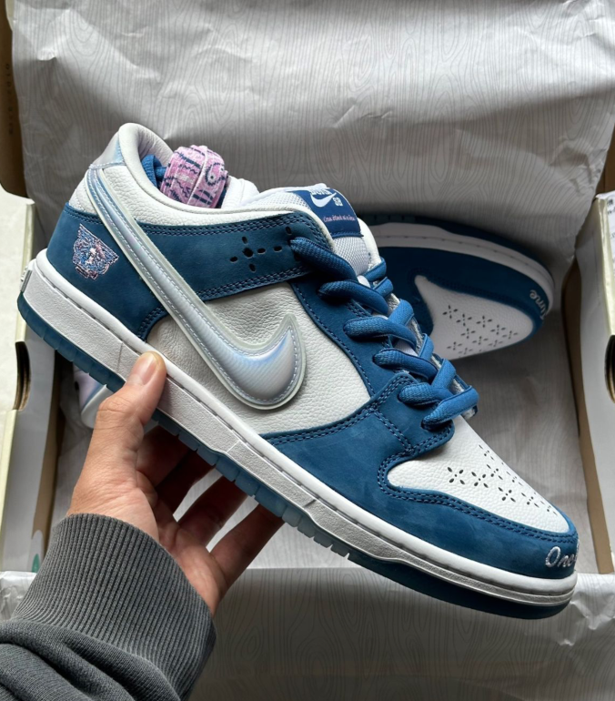G136Z Nike SB Dunk Low $48 gallery