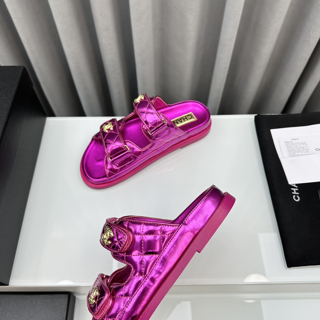 G149Z Chanel sandals $88 gallery