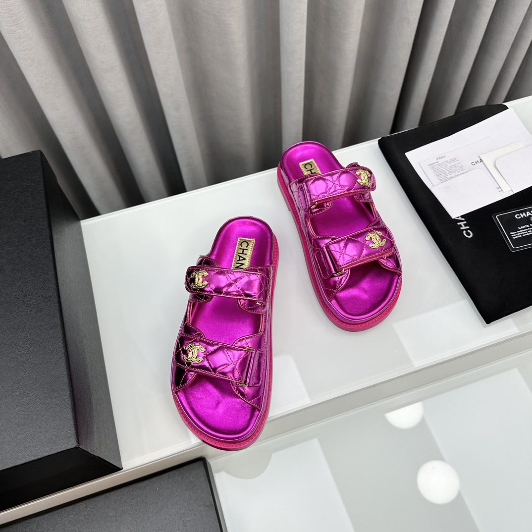 G149Z Chanel sandals $88 gallery