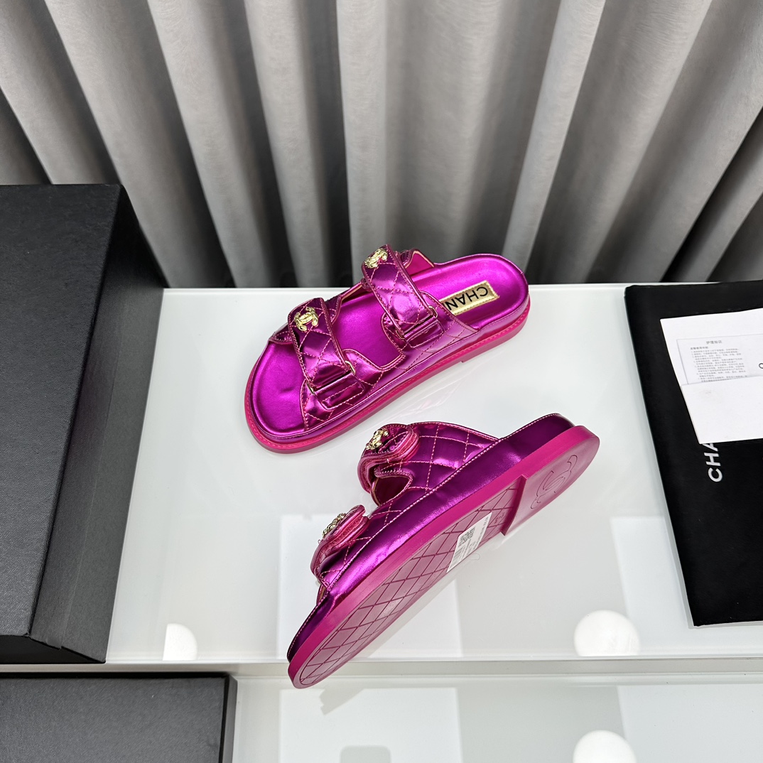 G149Z Chanel sandals $88 gallery