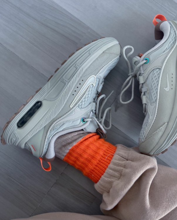 G168Z Nike AIR MAX BLISS $49 gallery
