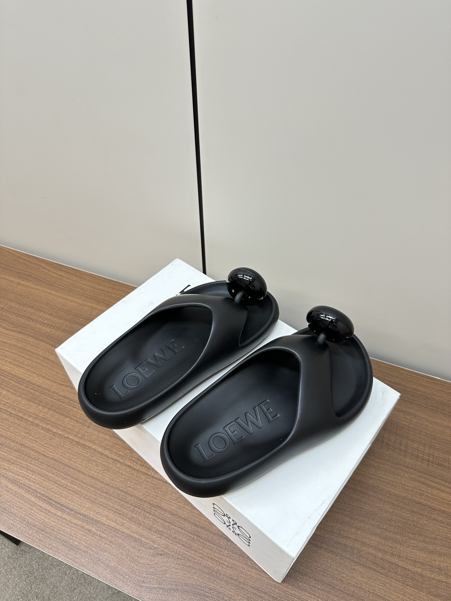 G203Z LOEWE Slippers $58 gallery