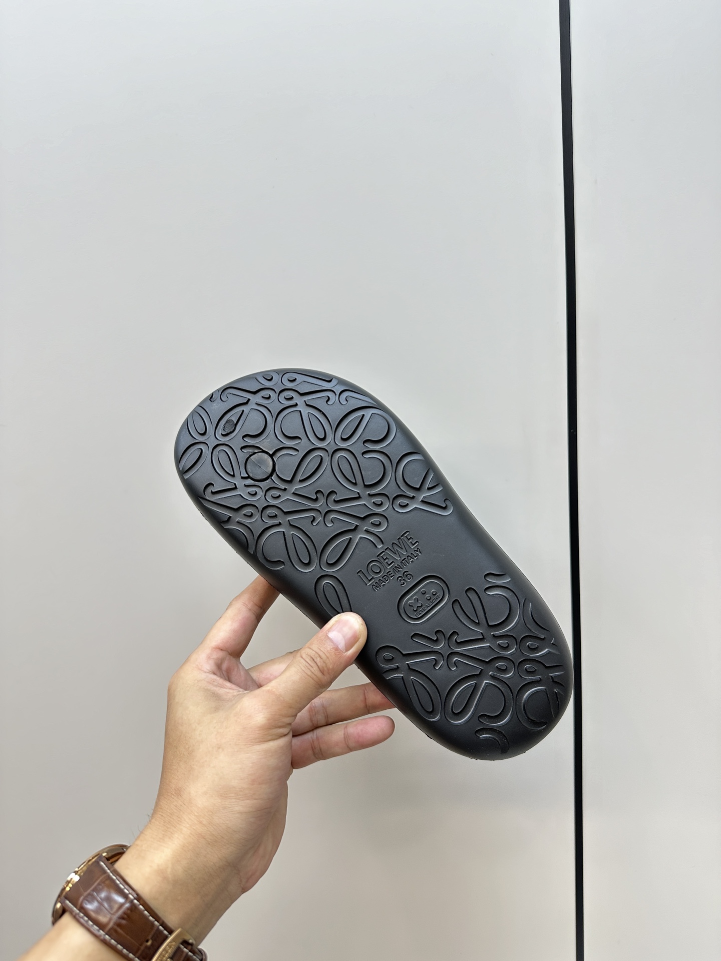 G203Z LOEWE Slippers $58 gallery