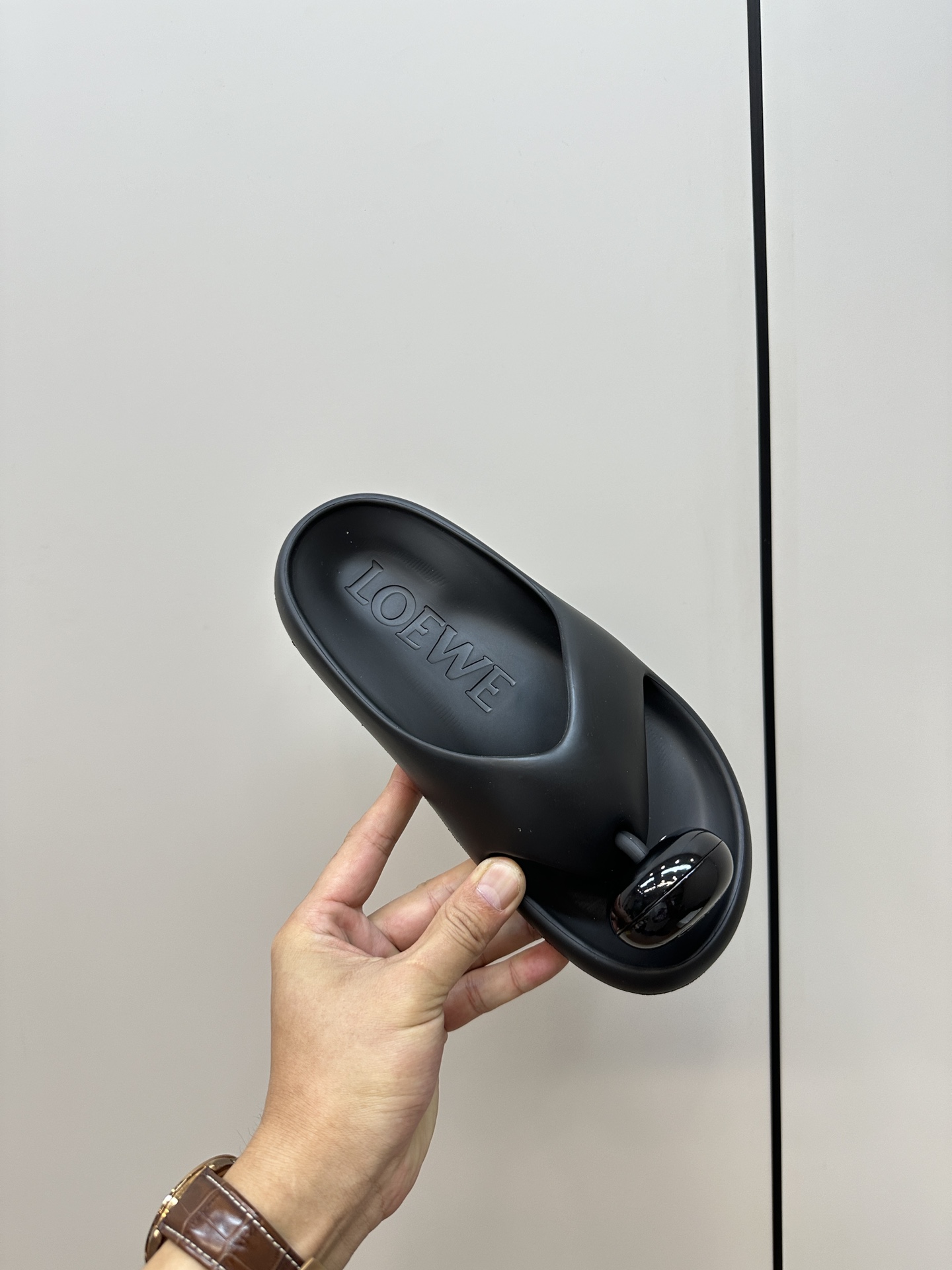 G203Z LOEWE Slippers $58 gallery