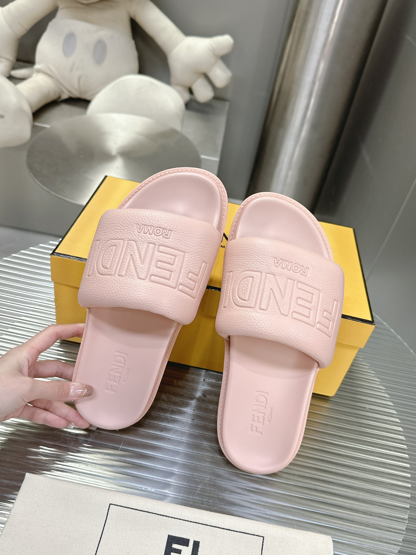 G206Z Fendi Slippers $68 gallery