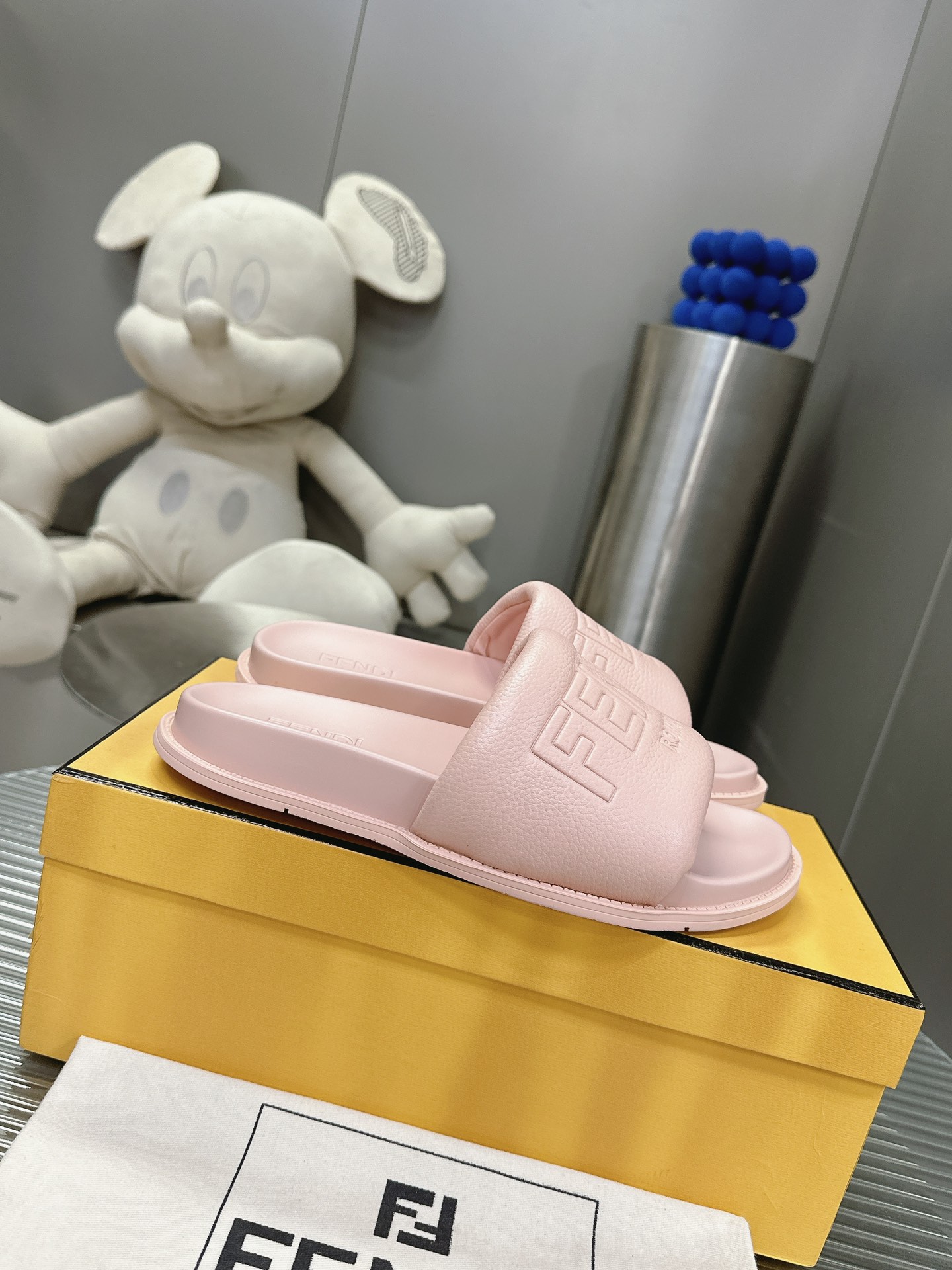 G206Z Fendi Slippers $68 gallery