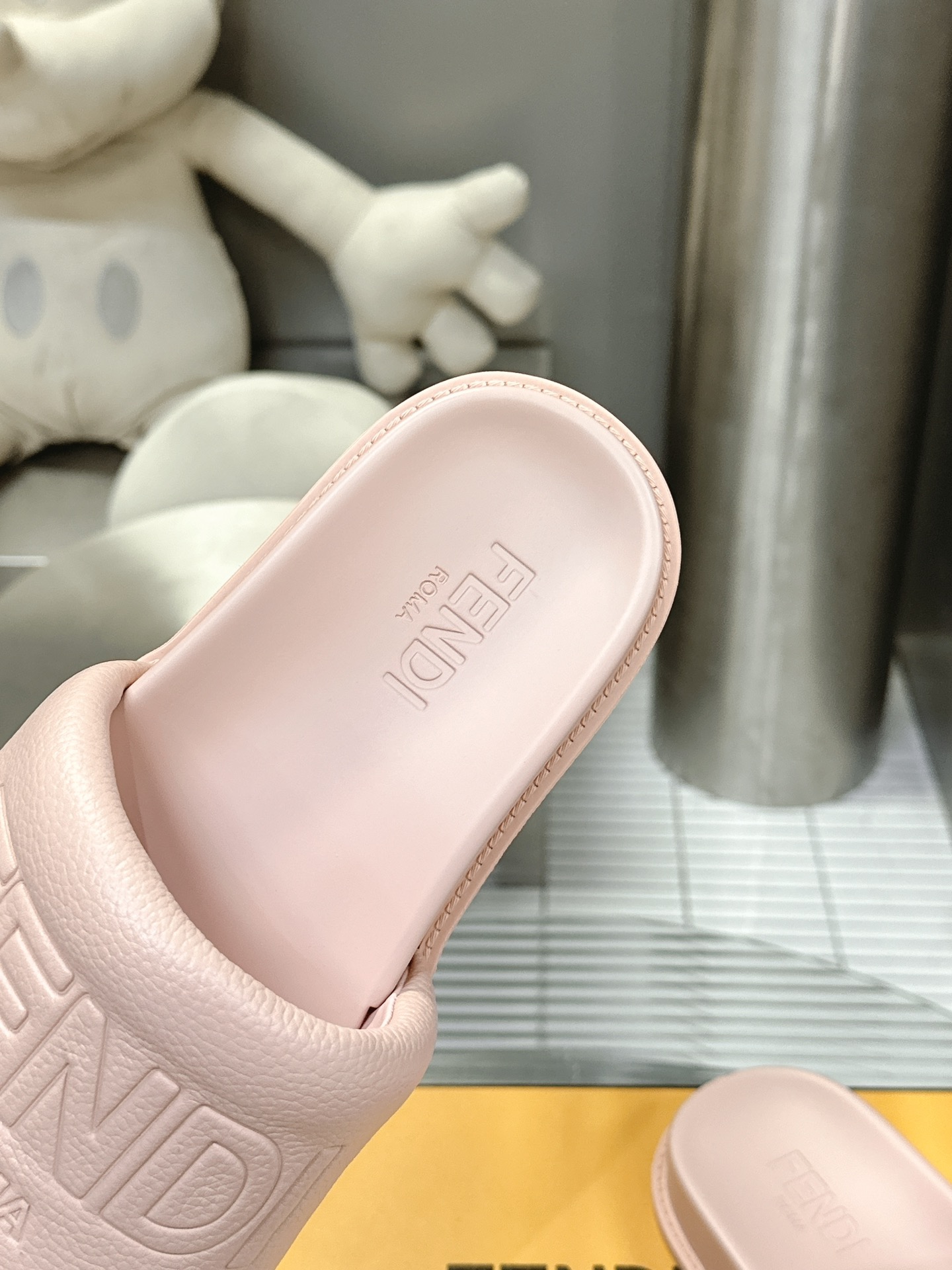 G206Z Fendi Slippers $68 gallery