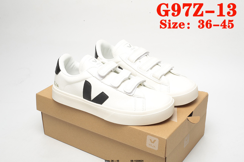 G97Z Veja Campo Chrome Free Low Sneakers $48 gallery