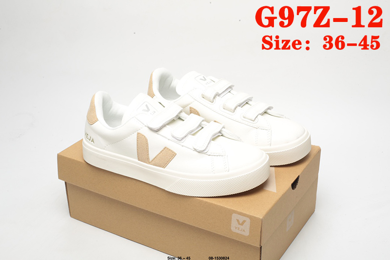 G97Z Veja Campo Chrome Free Low Sneakers $48 gallery