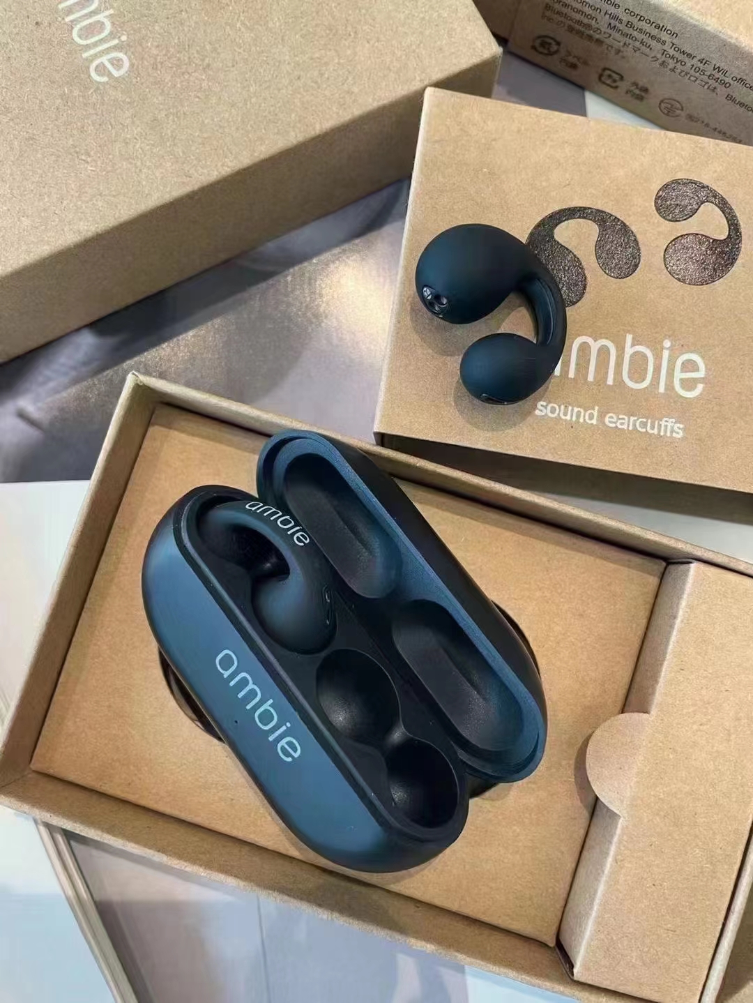 G9Z SONY Ambie Bluetooth headset $38 gallery