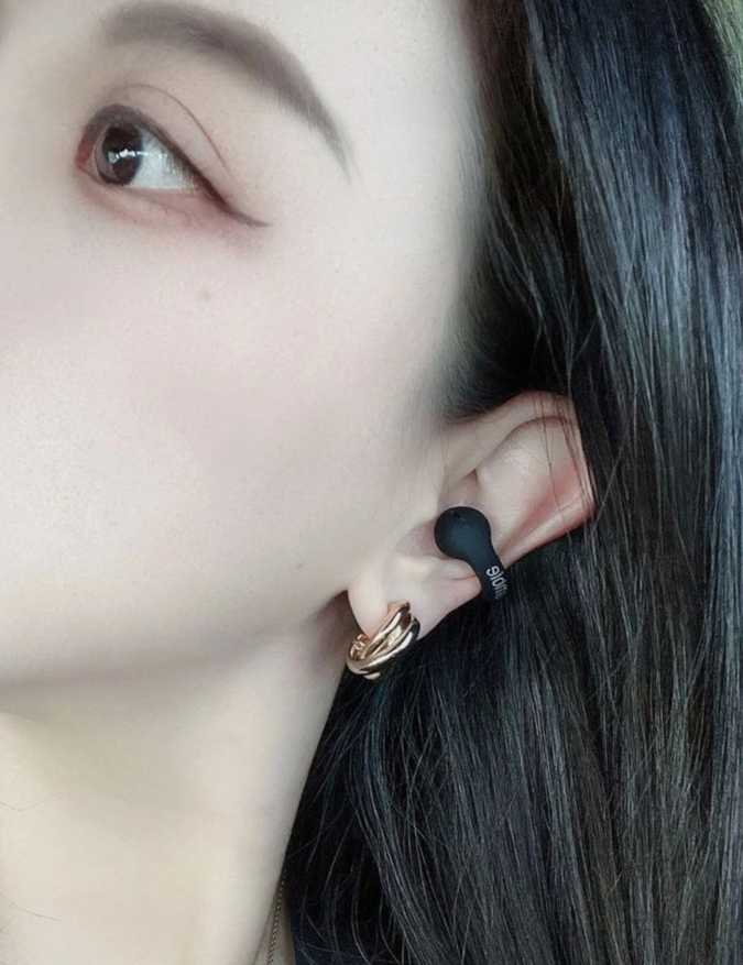 G9Z SONY Ambie Bluetooth headset $38 gallery