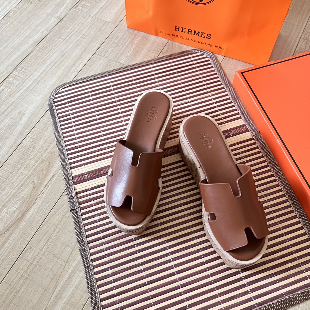 HZ072 Hermès Platform Slippers 45$ gallery
