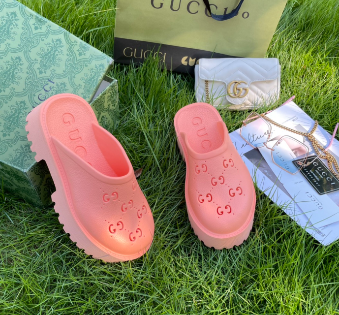 J488G Gucci Sandals $42 gallery