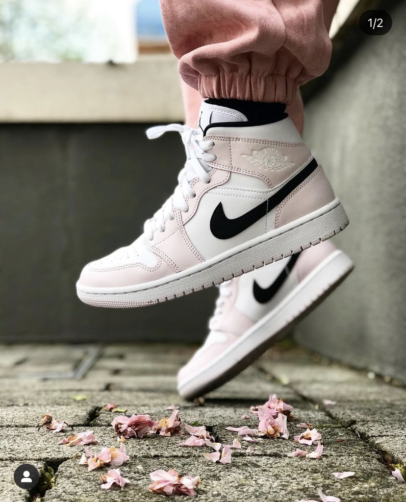 J71G NIKE Air Jordan 1 $48 gallery