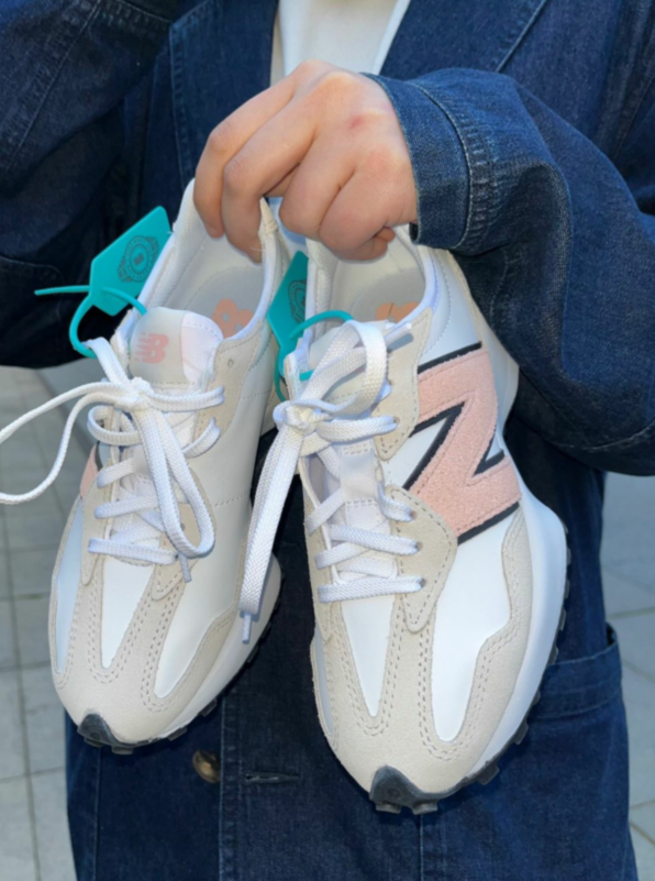 J928G New Balance 327 $52 gallery