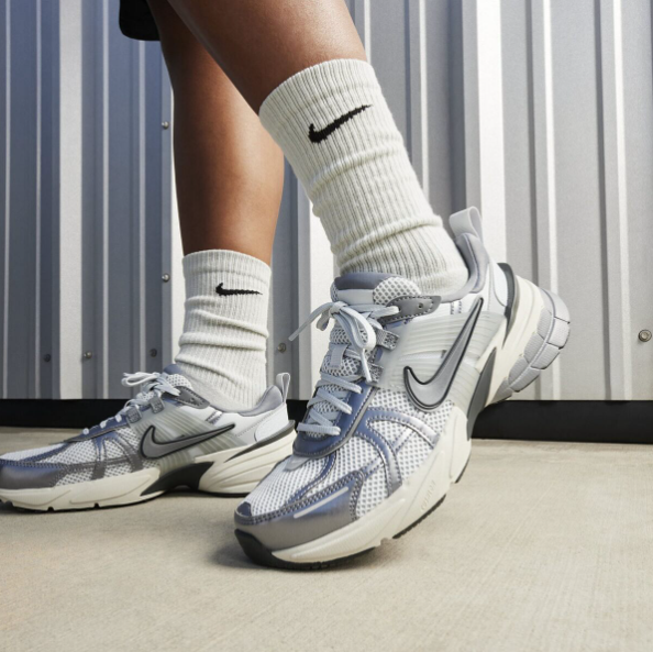 PT026 NIKE V2K Runtekk 48$ gallery