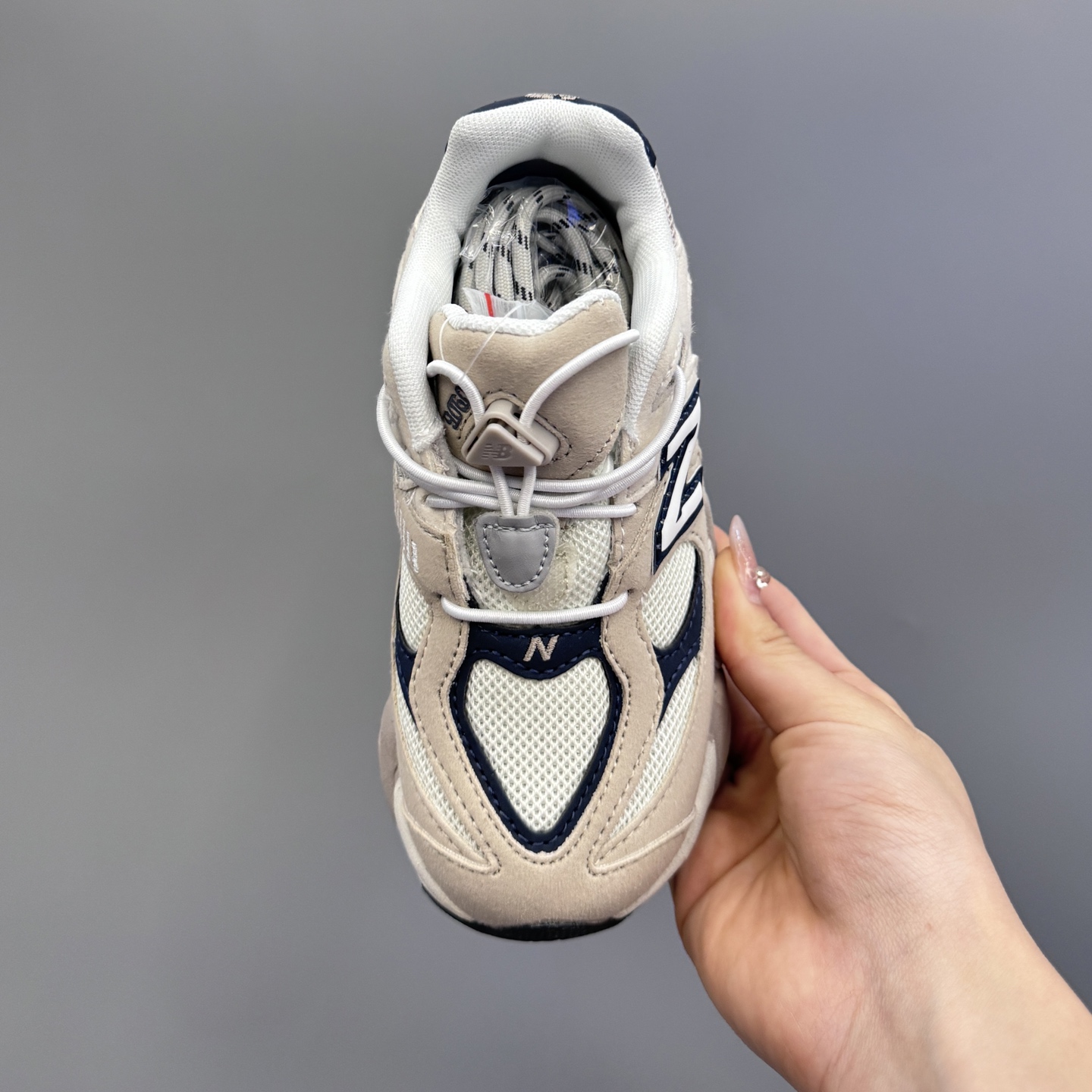 PT028 New Balance NB 9060 kids 42$ gallery