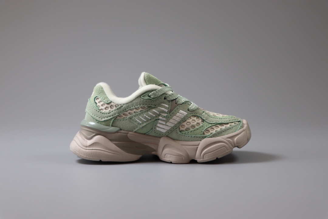 PT030 New Balance NB 9060 kids 42$ gallery