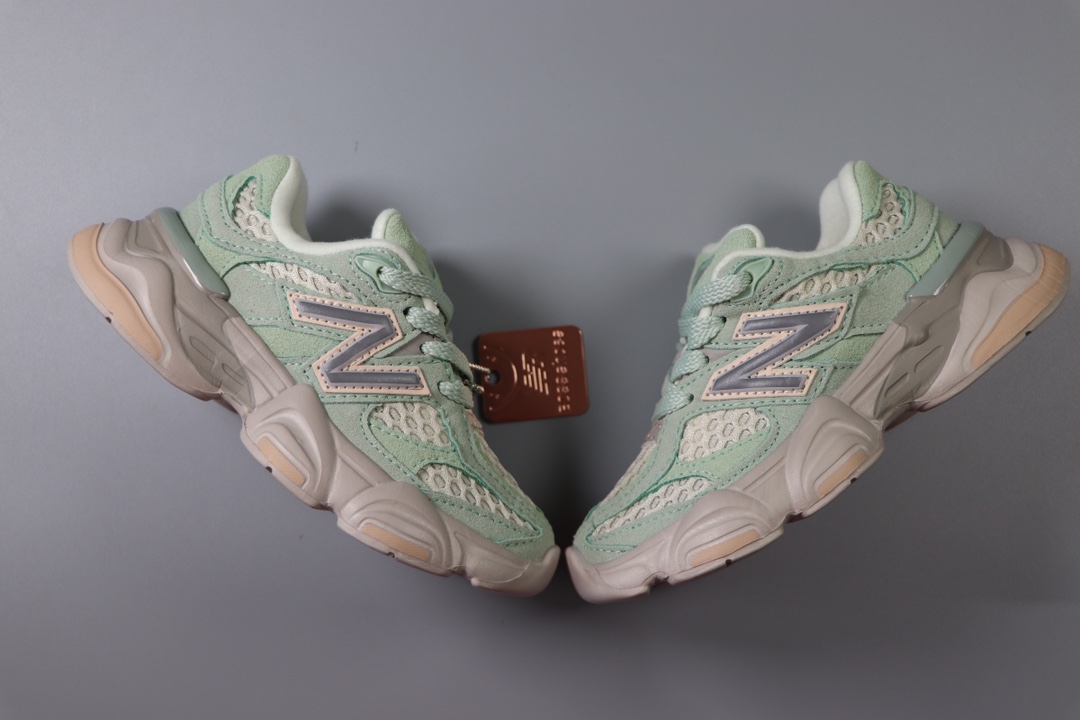 PT030 New Balance NB 9060 kids 42$ gallery