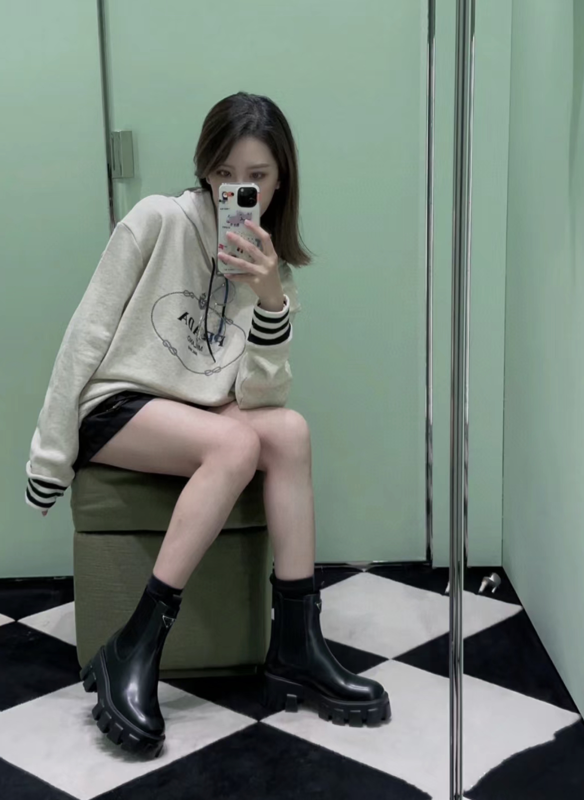 S36Q Prada boots 52$ gallery