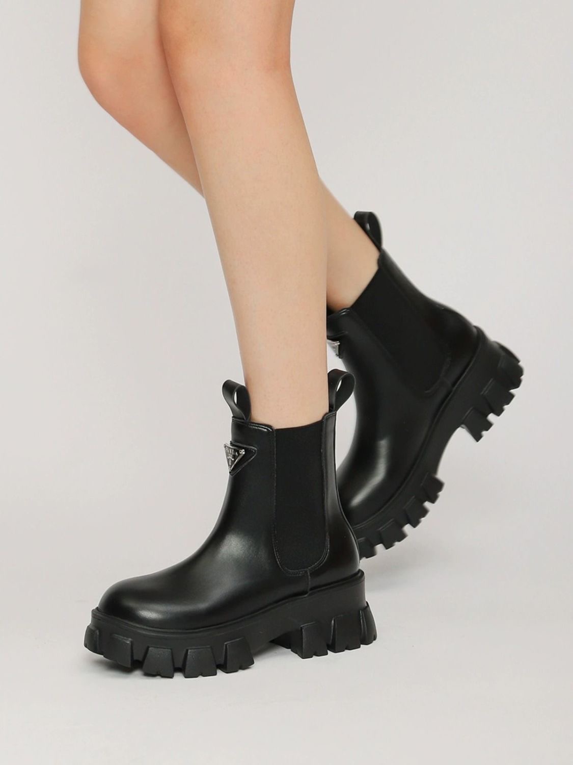 S36Q Prada boots 52$ gallery