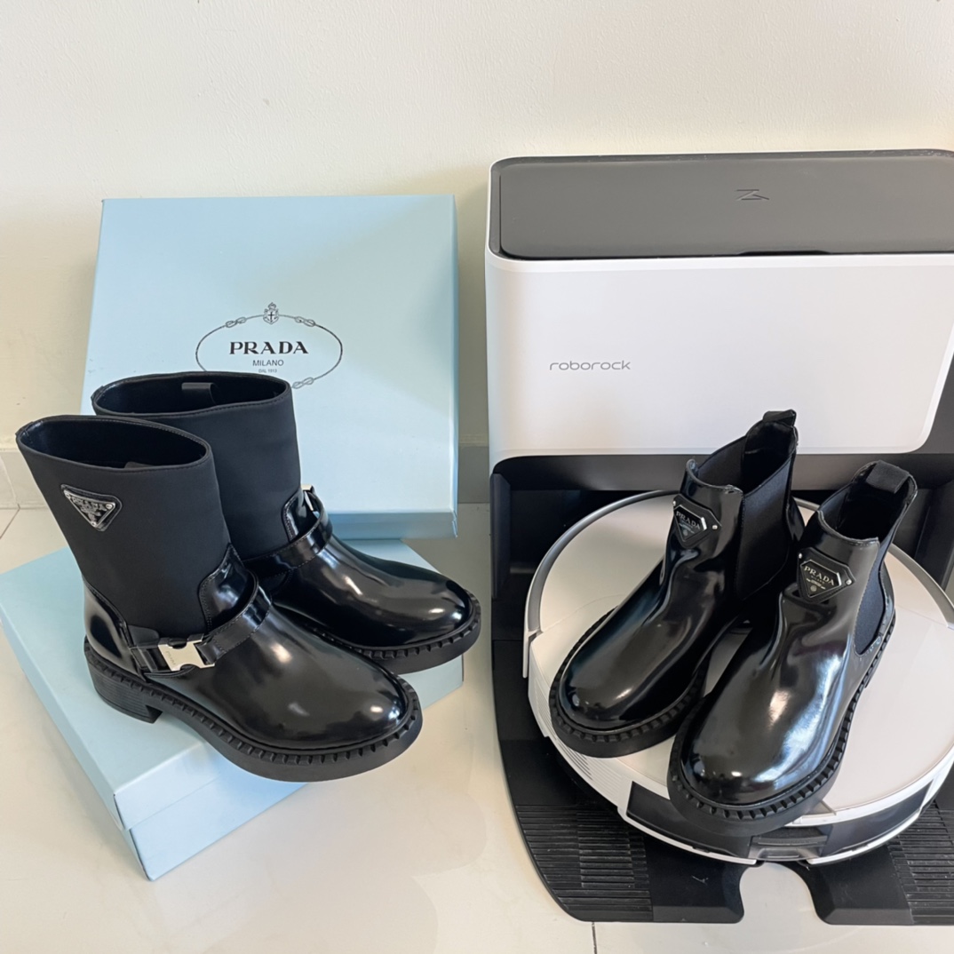 S36Q Prada boots 52$ gallery