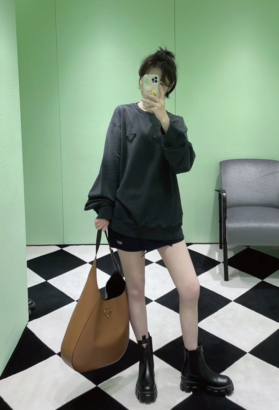 S36Q Prada boots 52$ gallery