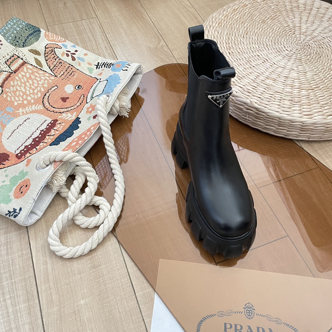 S36Q Prada boots 52$ gallery
