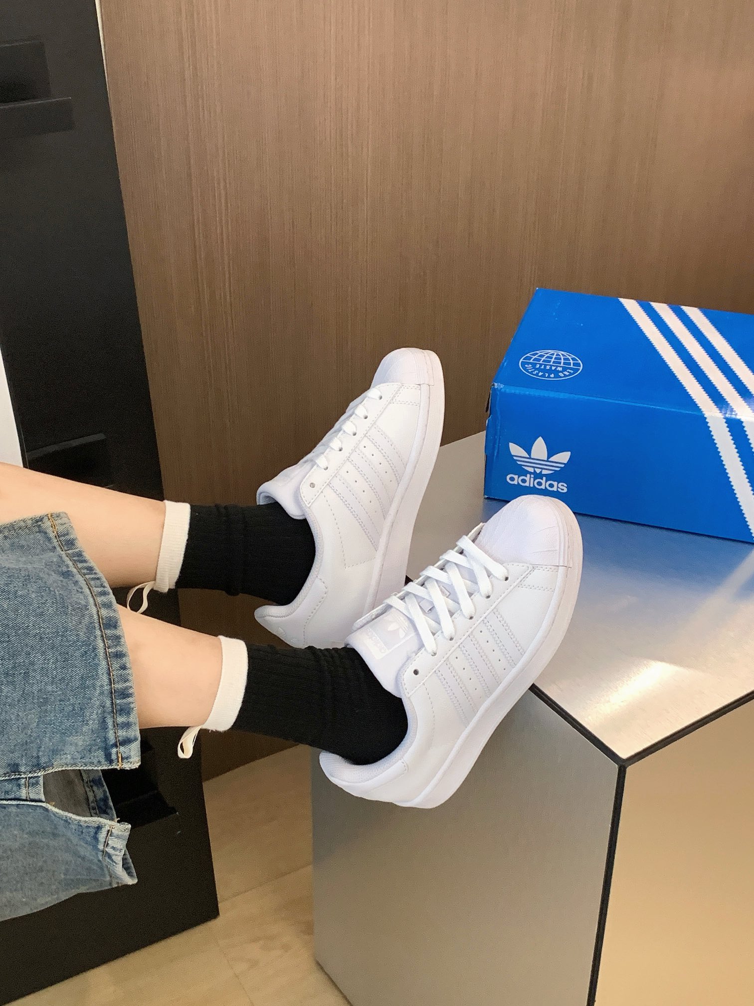 S56Q Adidas Originals Superstar 39.9$ gallery