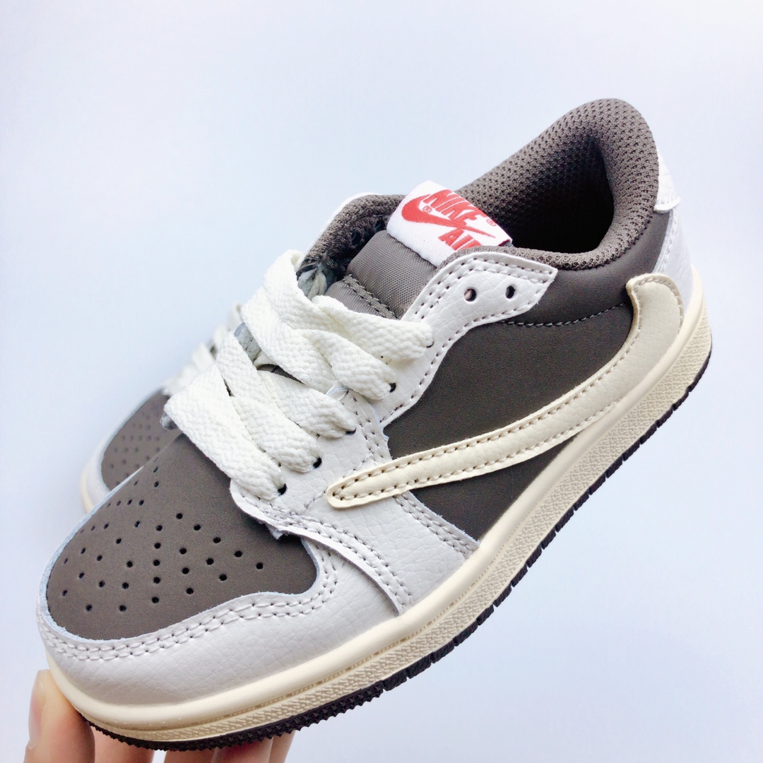 V100P Nike Air Jordan 1 x Travis Scott kids shoes $45 gallery