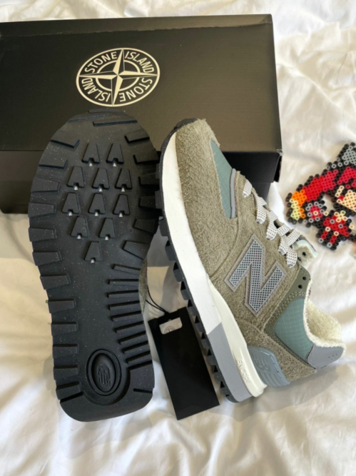 V101P STONE ISLAND x New Balance NB574 $58 gallery