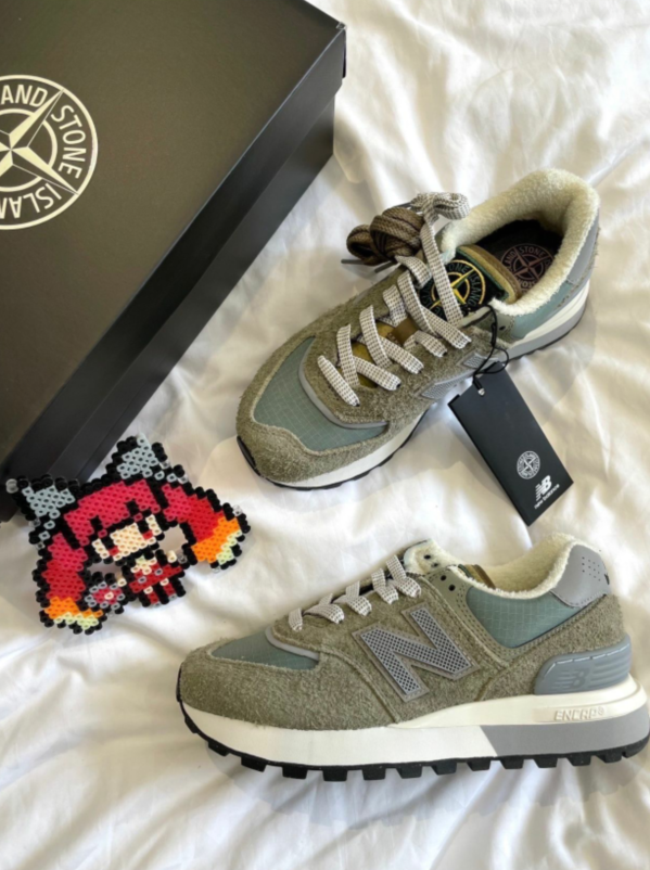 V101P STONE ISLAND x New Balance NB574 $58 gallery