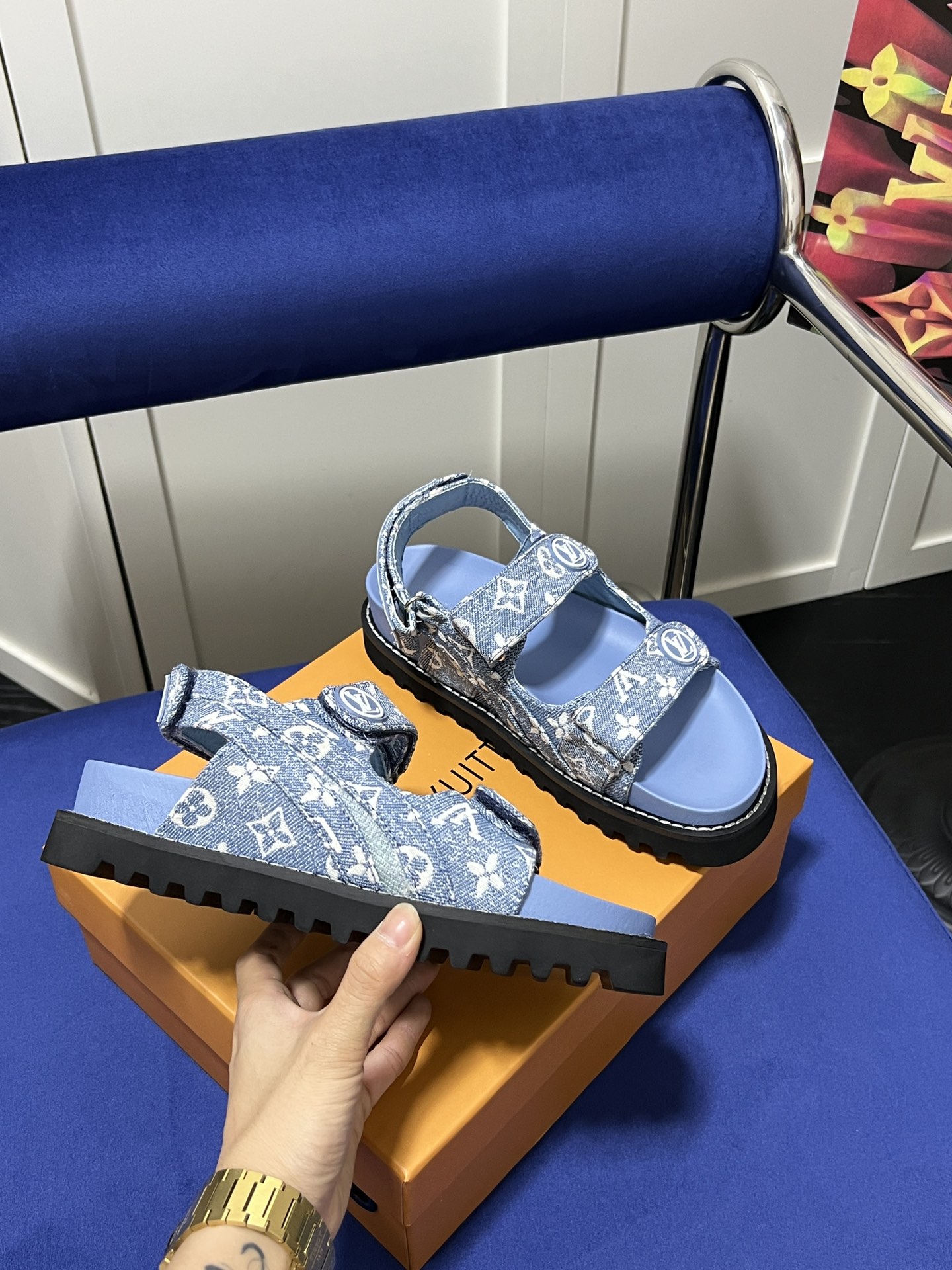 V109P Louis Vuitton sandals $48 gallery