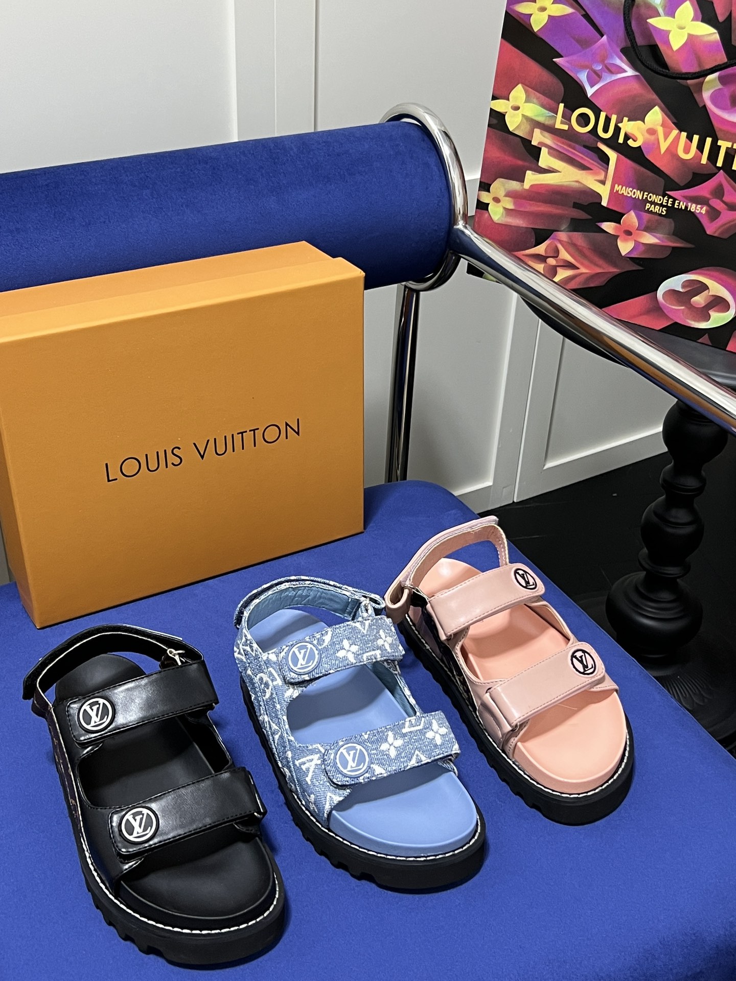 V109P Louis Vuitton sandals $48 gallery