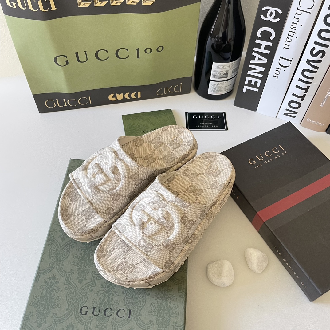 V148P GUCCI slippers $52 gallery